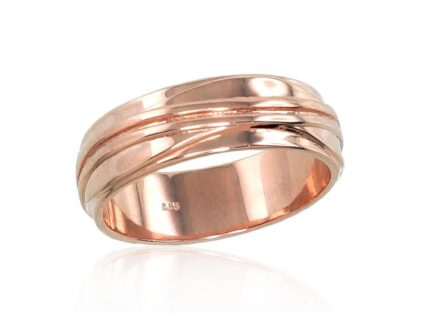Gold wedding ring