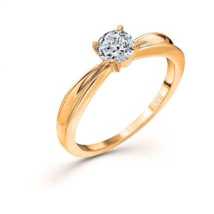 Gold ring with diamond