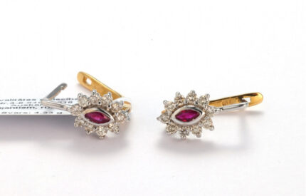 Gold earrings