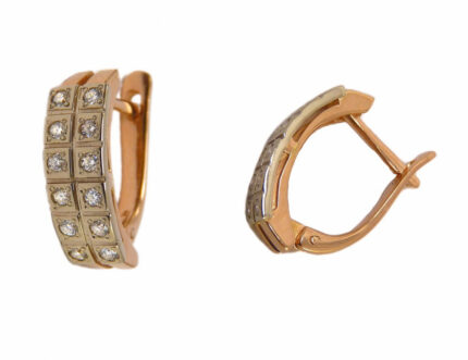 Gold earrings with diamonds